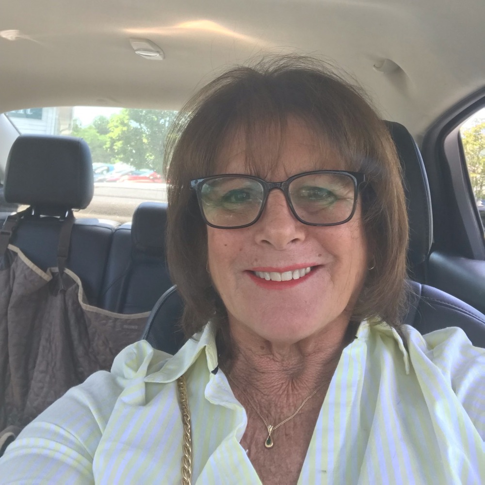 Meet your Posher, Sharon